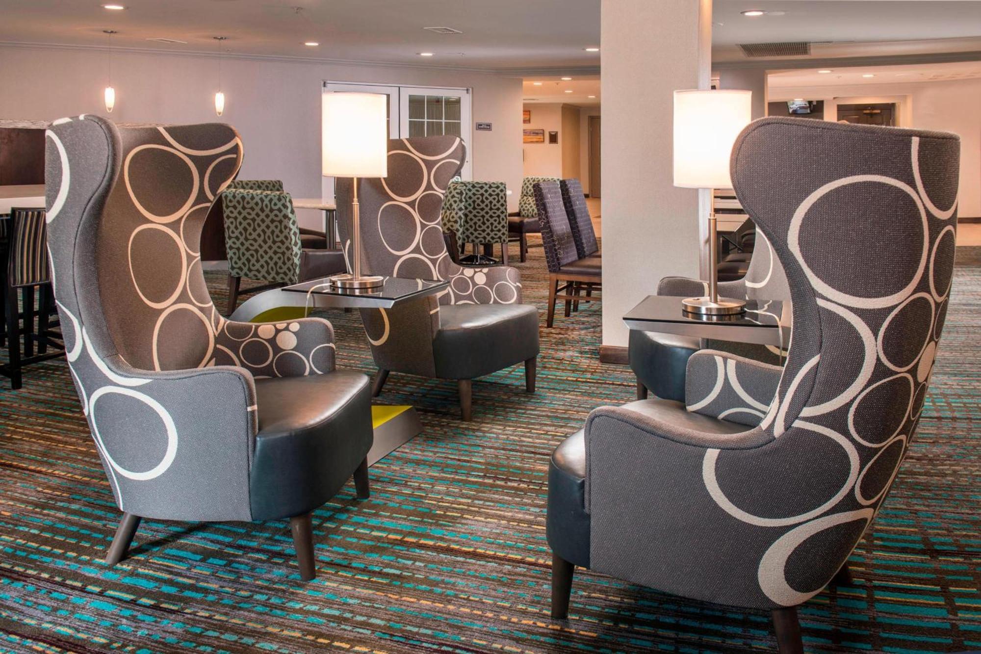 Residence Inn Frederick Bagian luar foto