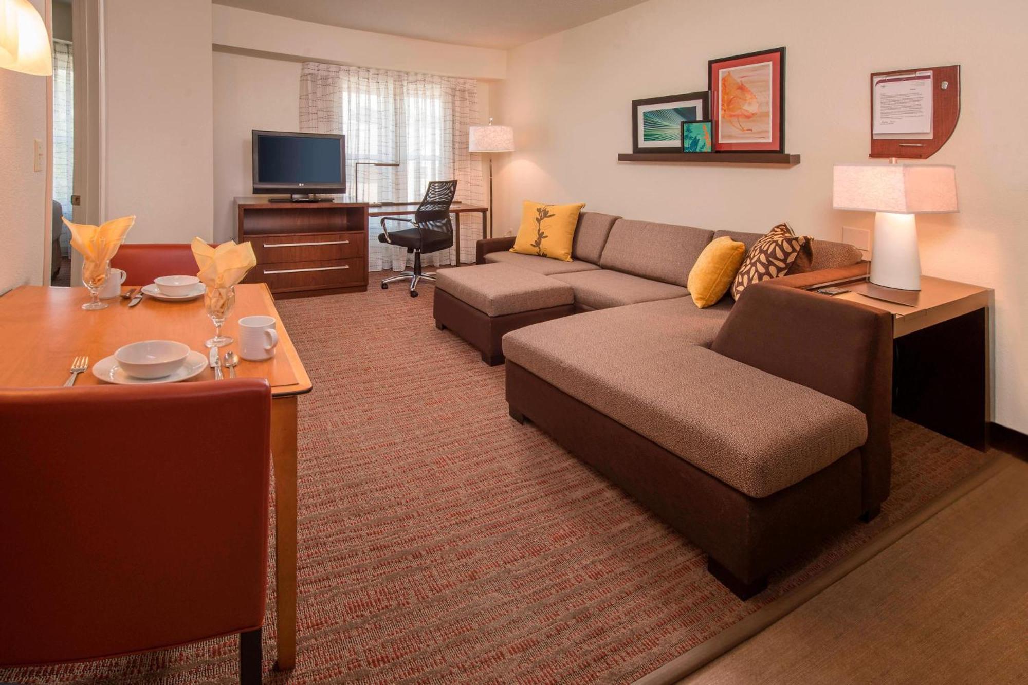 Residence Inn Frederick Bagian luar foto