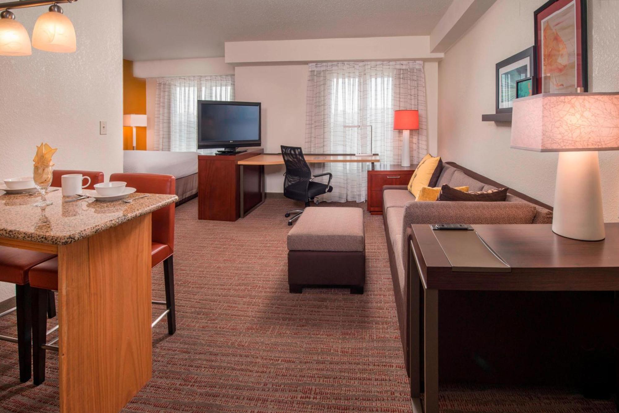 Residence Inn Frederick Bagian luar foto