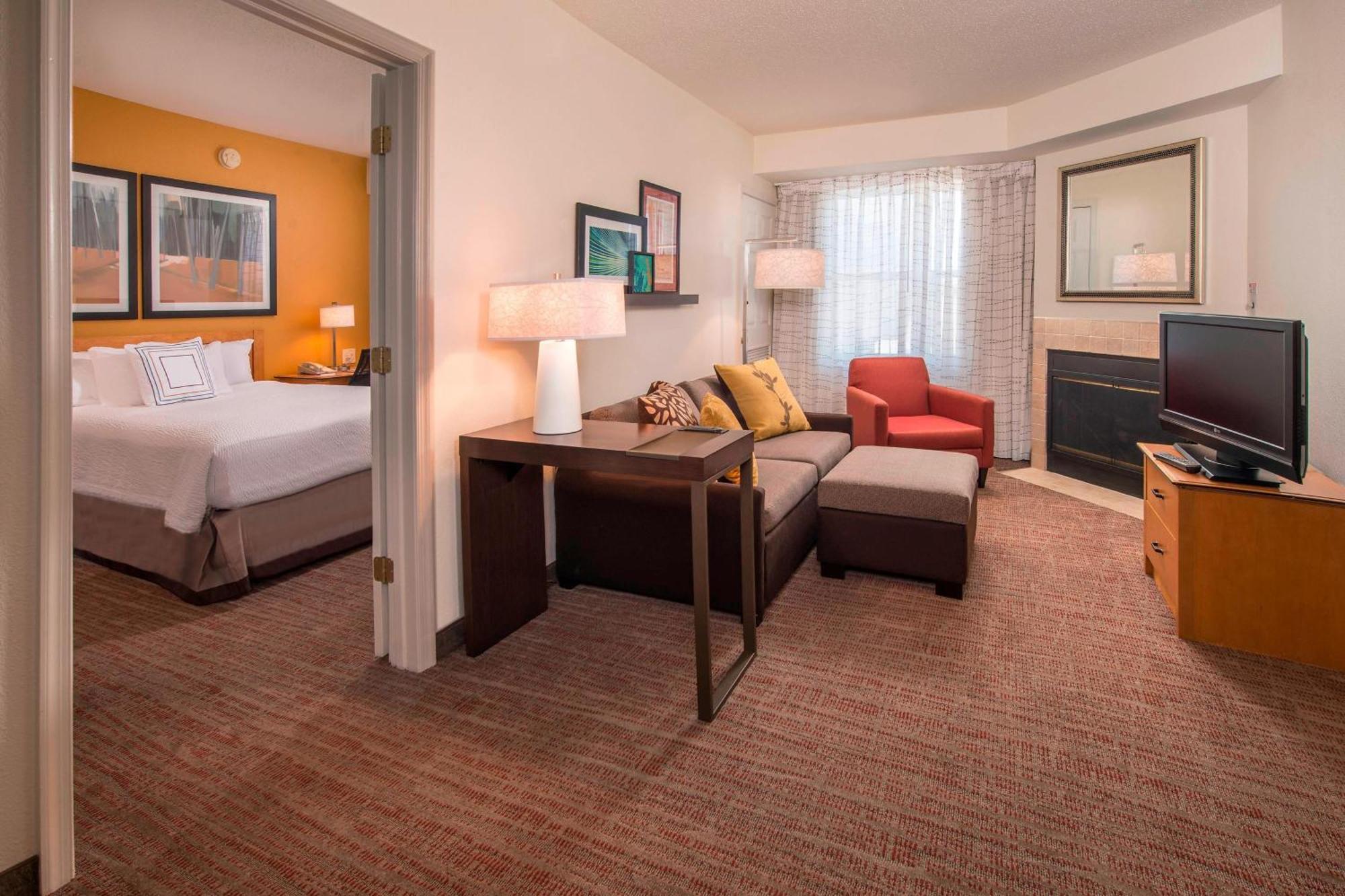 Residence Inn Frederick Bagian luar foto