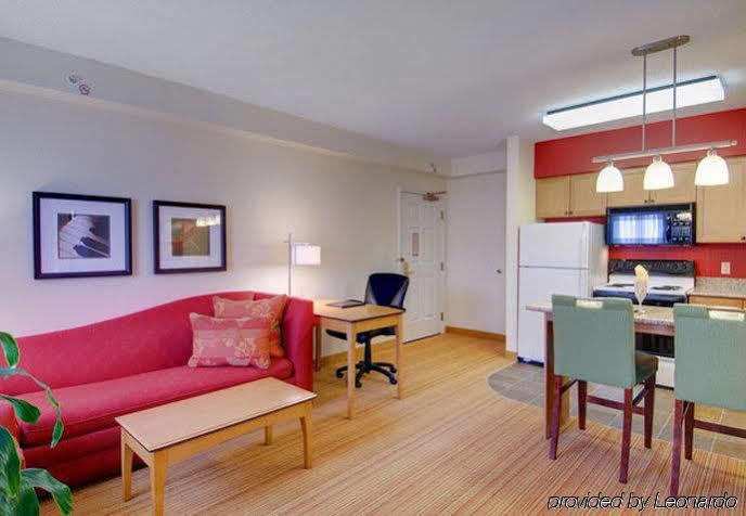 Residence Inn Frederick Bagian luar foto