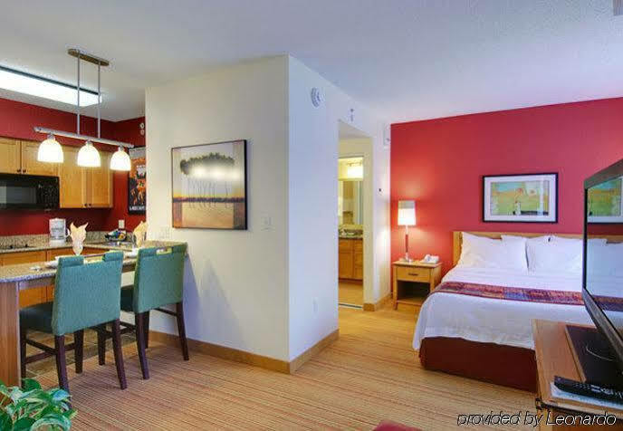 Residence Inn Frederick Bagian luar foto